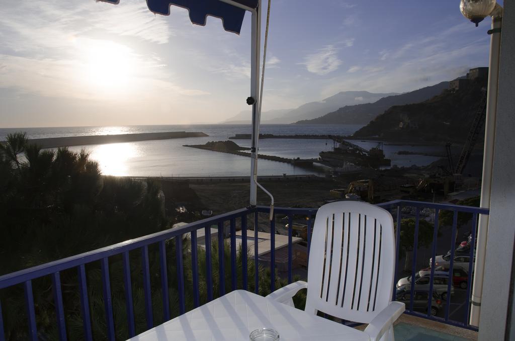 Residence Costa Templada Ventimiglia Zimmer foto